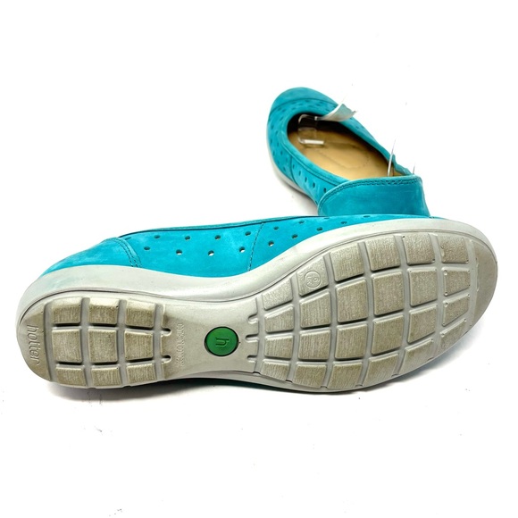 Hotter Flats - Picture 3 of 9